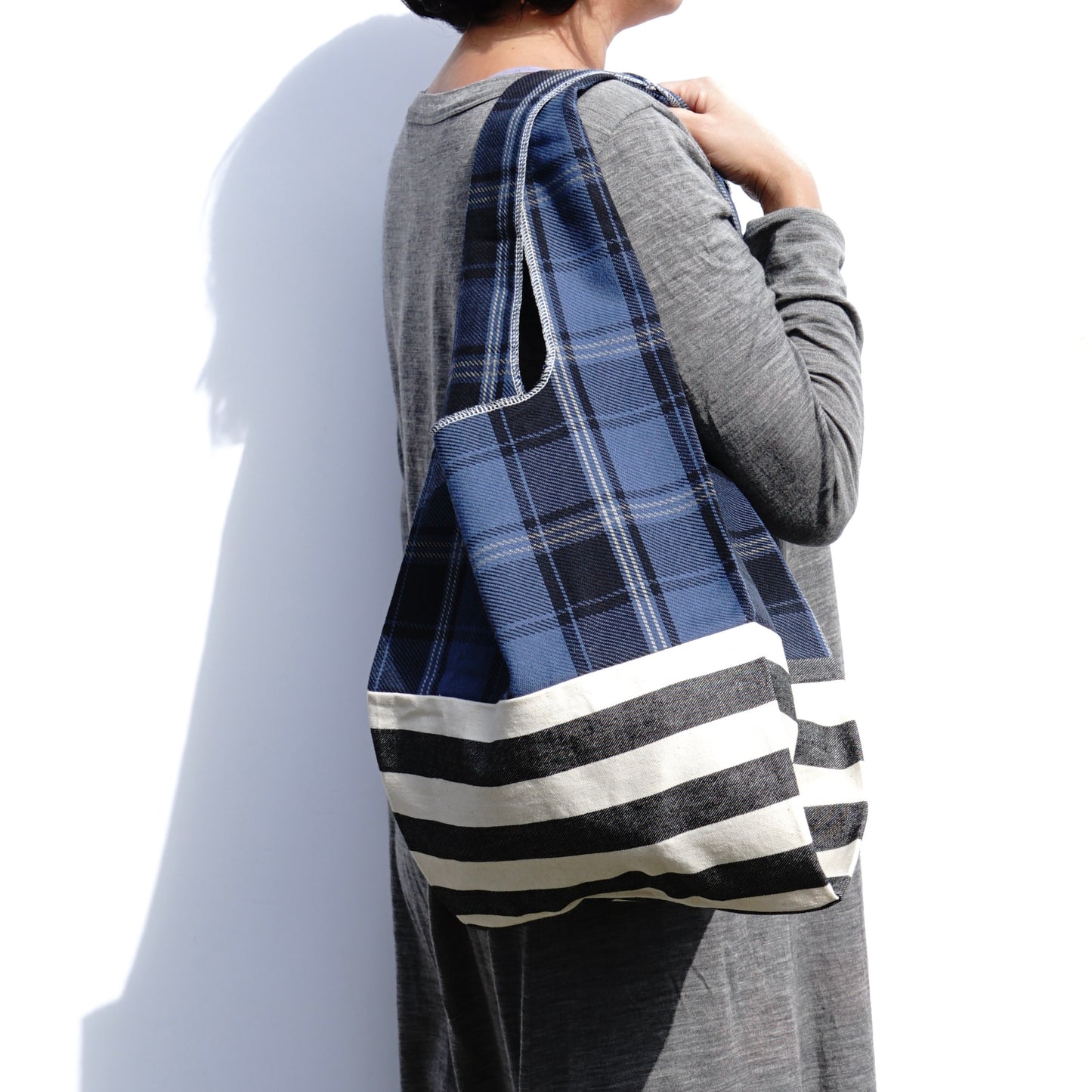 202011ECO04 Shoulder bag / tartan-blue