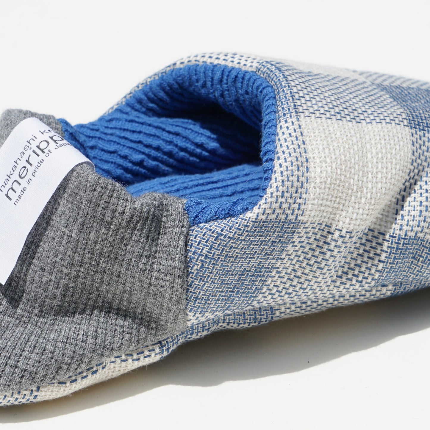 202502MRP28 Linen block plaid × Embossed stripes