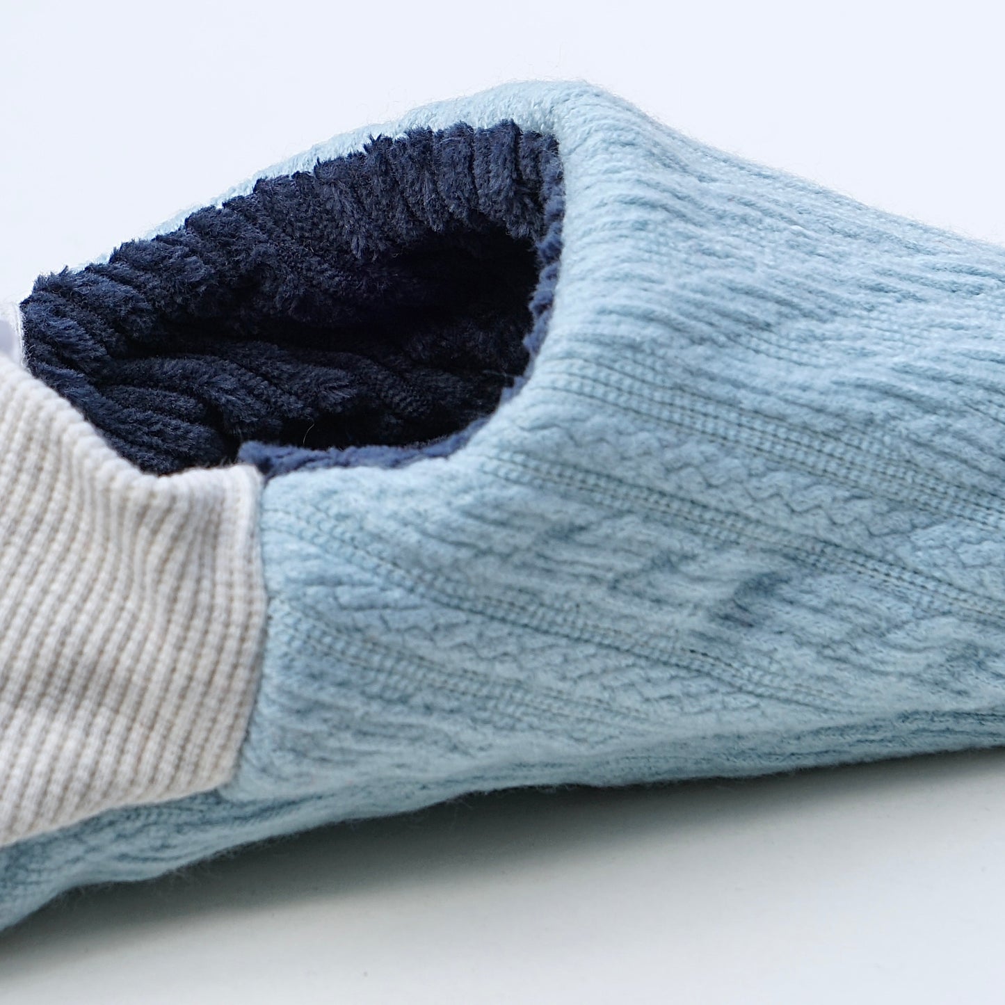 202608MRP09 Cable Knit x Corduroy