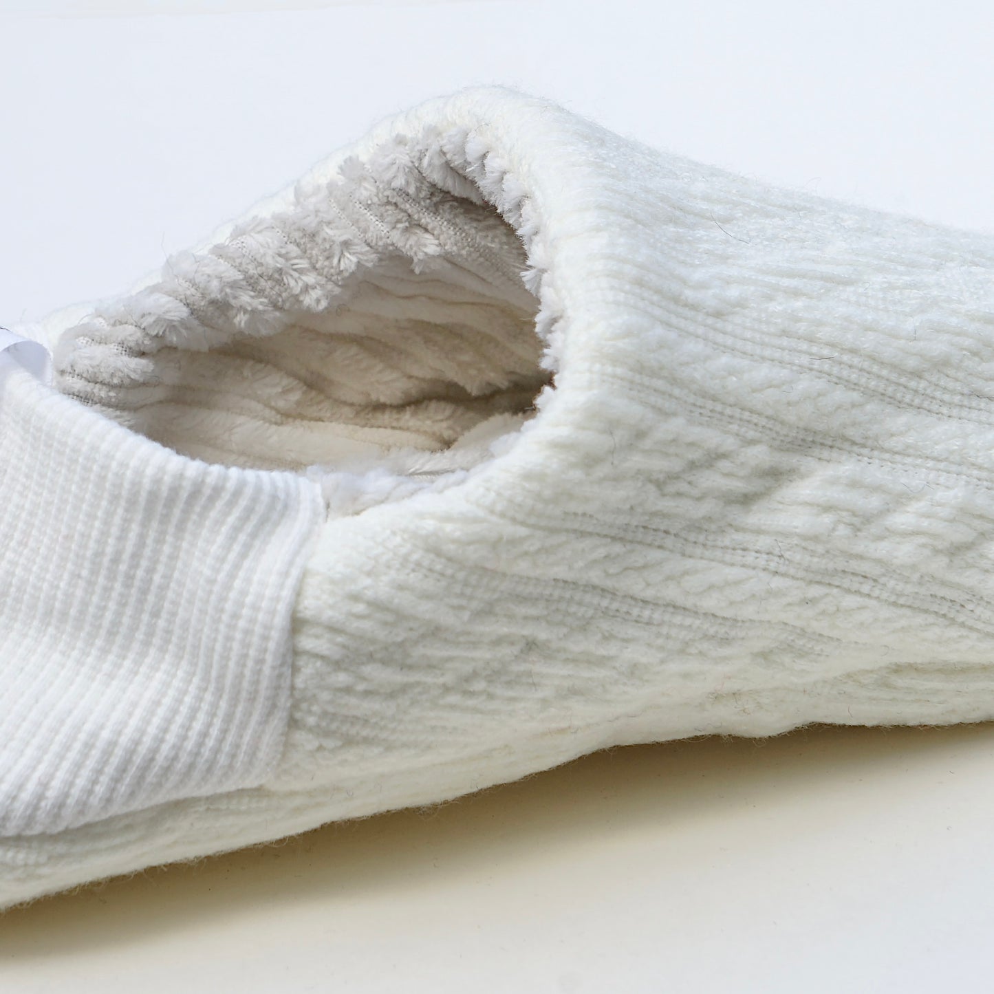 202608MRP13 Cable Knit x Corduroy